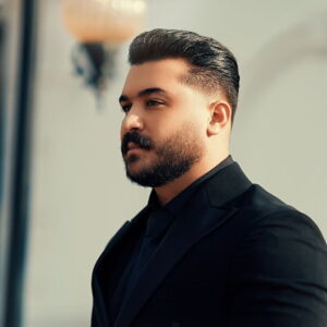 دانلود آهنگ رضا کرمی تارا دﻧﻴﺎ ﻗﺸﻨﮕﻪ وﻟﻰ ﻧﻪ ارای ﻣﻨﻪ ﺳﻴﺎﻣﺲ